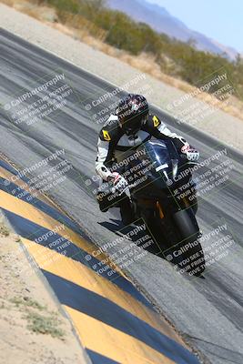 media/Mar-20-2025-Racers Edge (Thu) [[0731d8e3a1]]/2-B Group/Session 4 (Turn 3 Inside)/